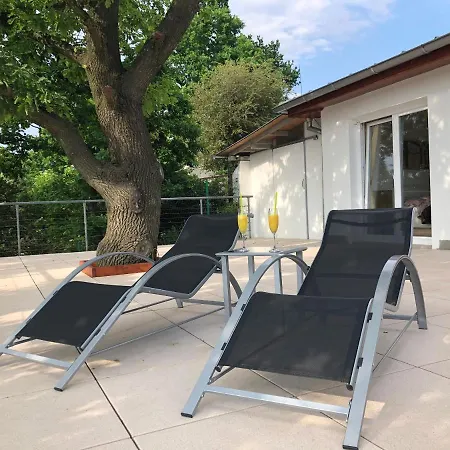 - D - Vyhlidka Nad Rekou