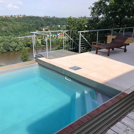 - D - Vyhlidka Nad Rekou *