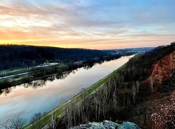 - D - Vyhlidka Nad Rekou Apartament *