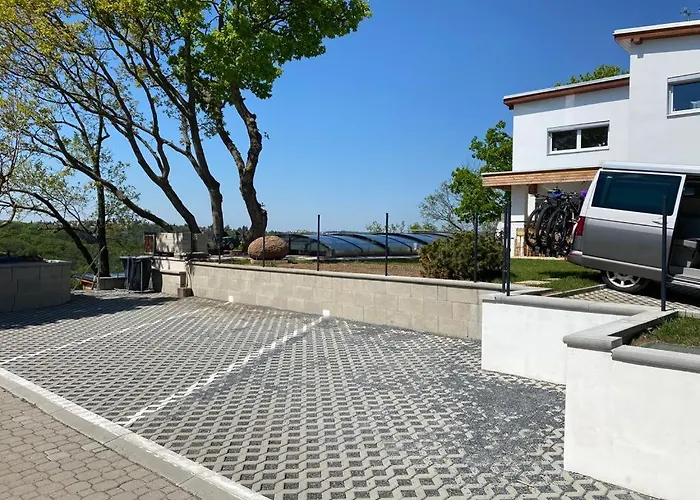 - D - Vyhlidka Nad Rekou